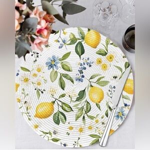 Lemon Patterned Round Placemats - Set of 4
